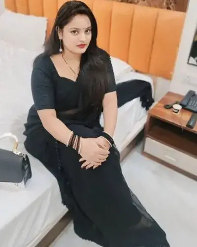 Escort Service Chakia